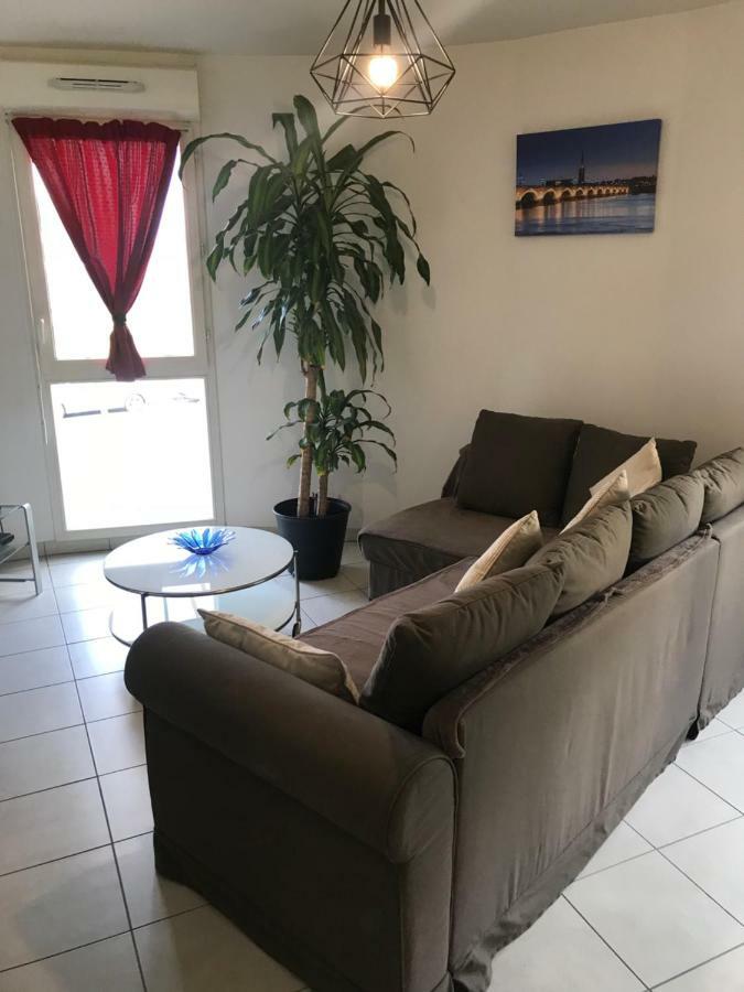 Appartement Bordeaux Lac Esterno foto