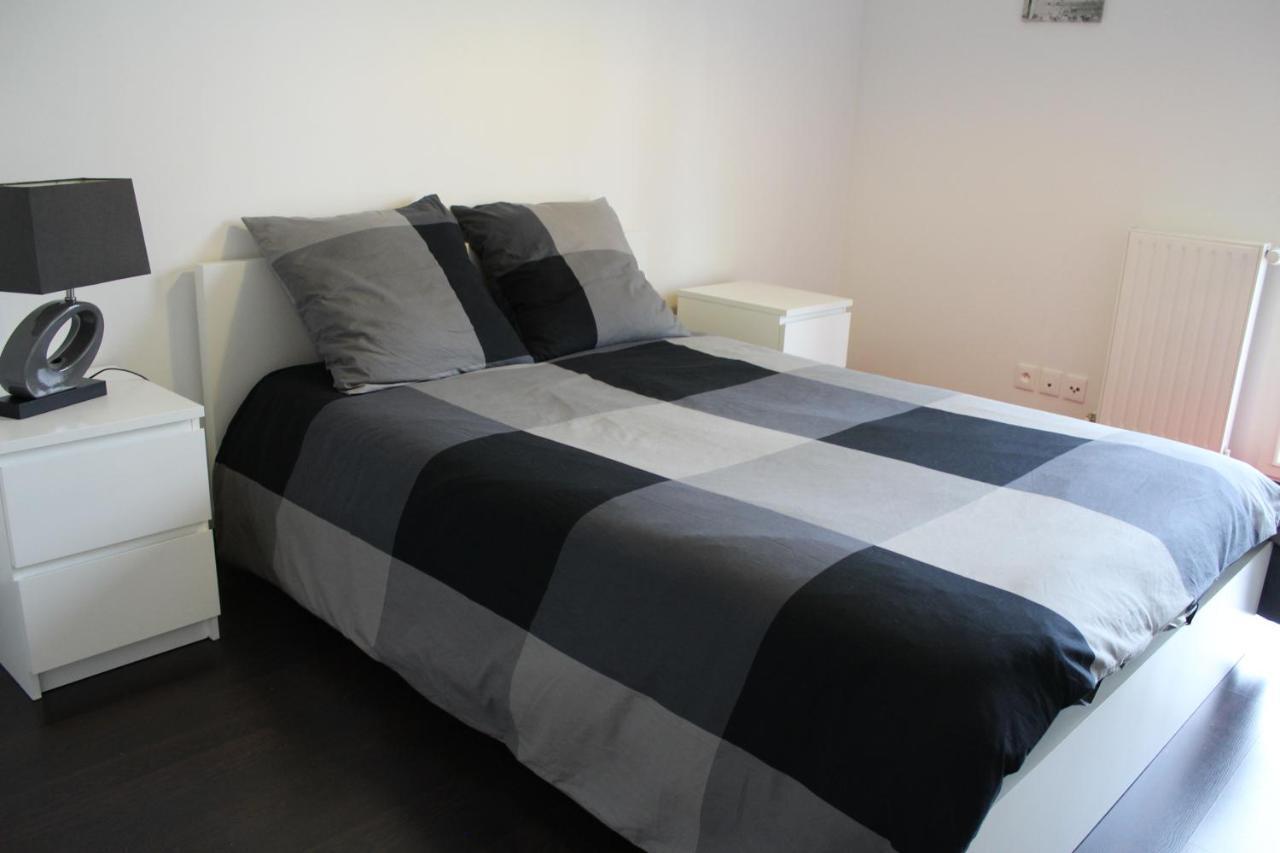 Appartement Bordeaux Lac Esterno foto