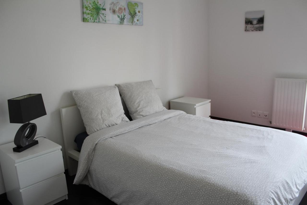 Appartement Bordeaux Lac Esterno foto